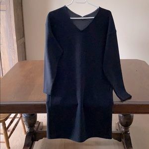 uniqlo knee-length dress - with pockets!!!